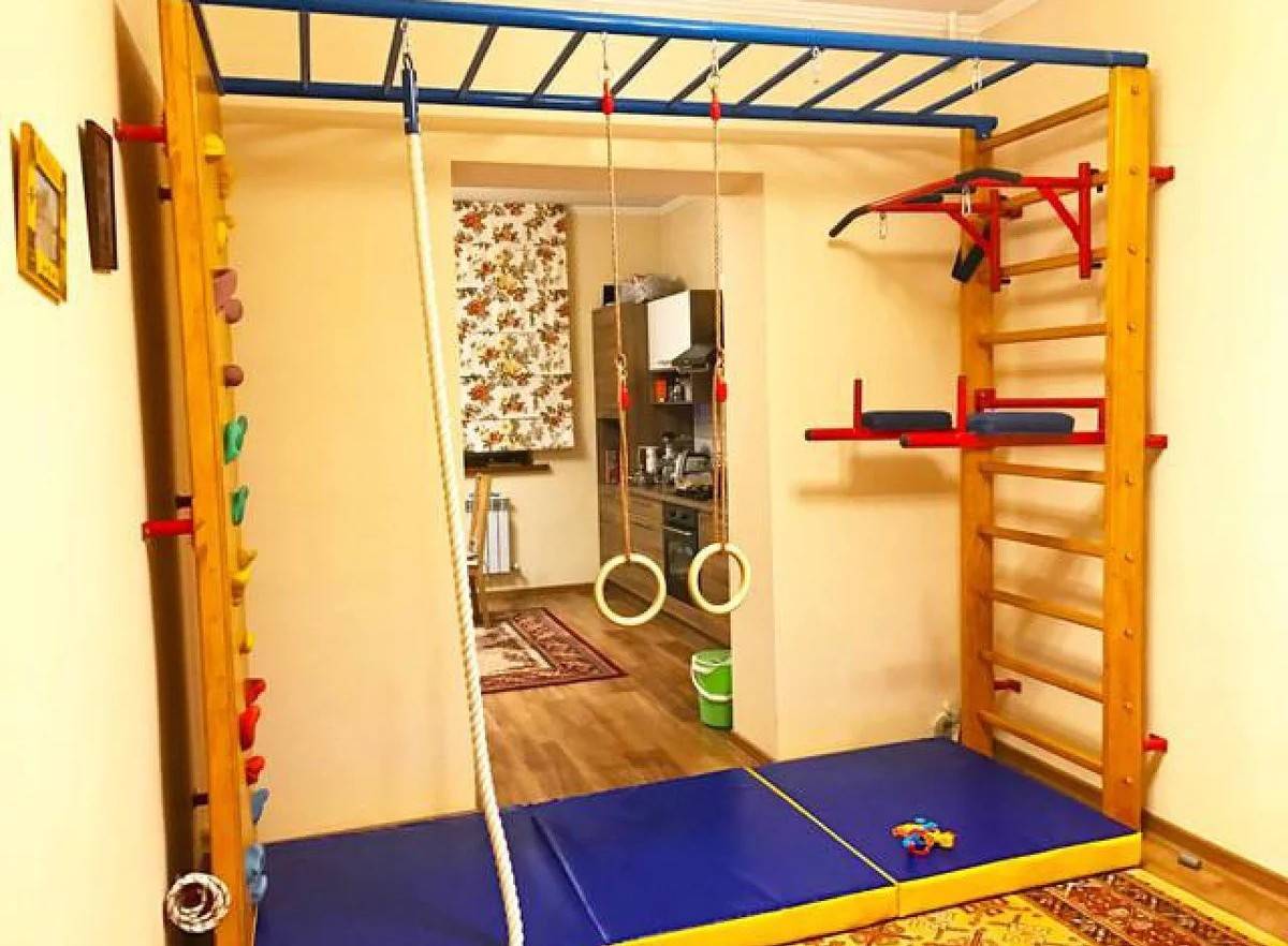 Делаем детский спортивный уголок для квартиры своими руками — варианты