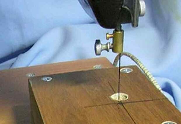 Лобзик из швейной машинки своими руками. стационарный лобзик из швейной машинки своими руками