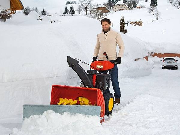 Какой снегоуборщик выбрать, советы по выбору снегоуборочной техники для дома и дачи от 220 вольт
