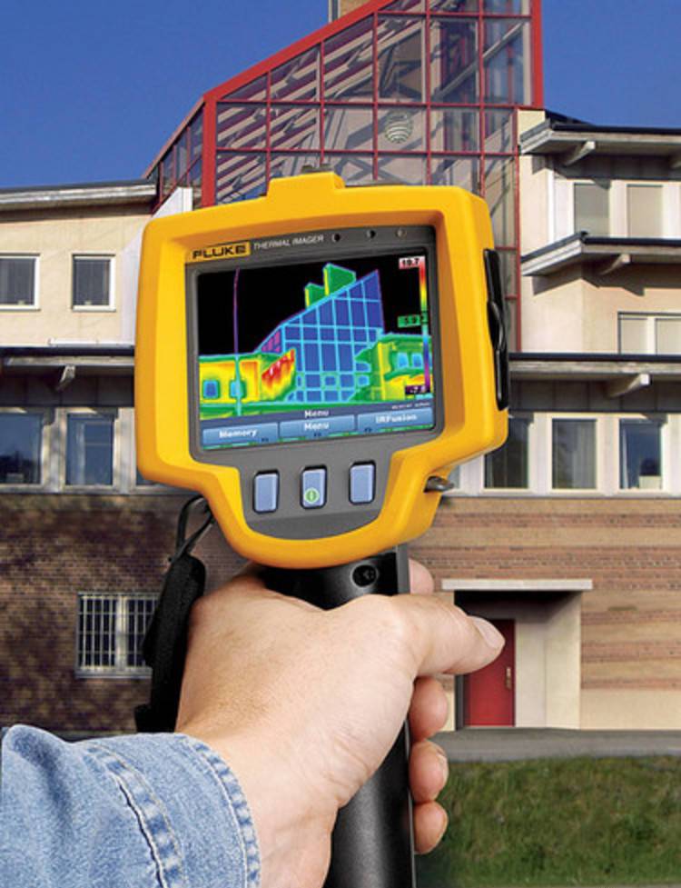 Тепловизор для обследования зданий и сооружений: прибор, позволяющий экономить
