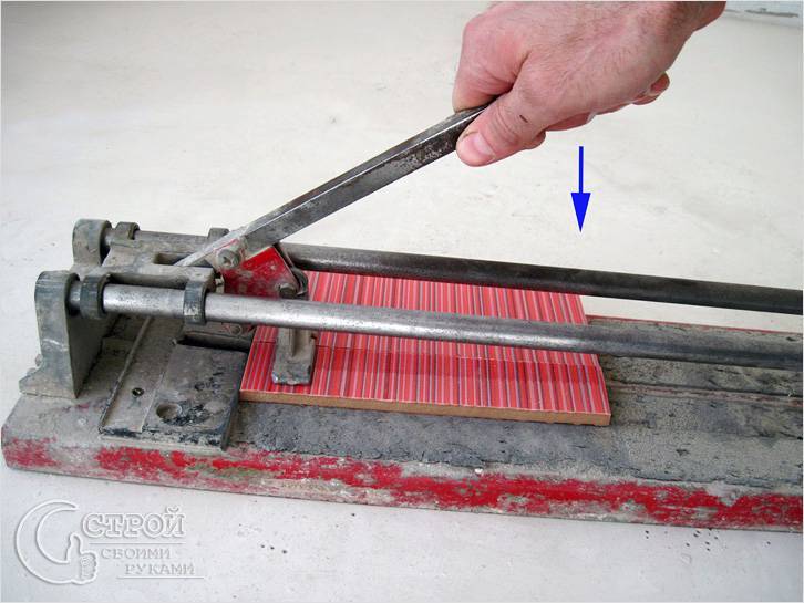 Как правильно резать кафельную плитку, керамогранит механическим и электрическим плиткорезом